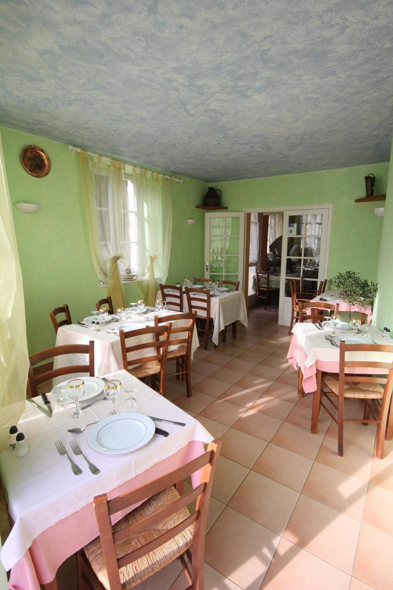 Auberge De L'Omois Baulne-en-Brie Eksteriør billede